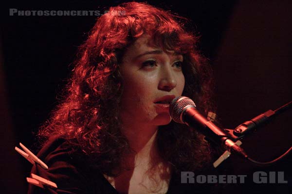 REGINA SPEKTOR - 2005-04-27 - PARIS - Cafe de la Danse - 